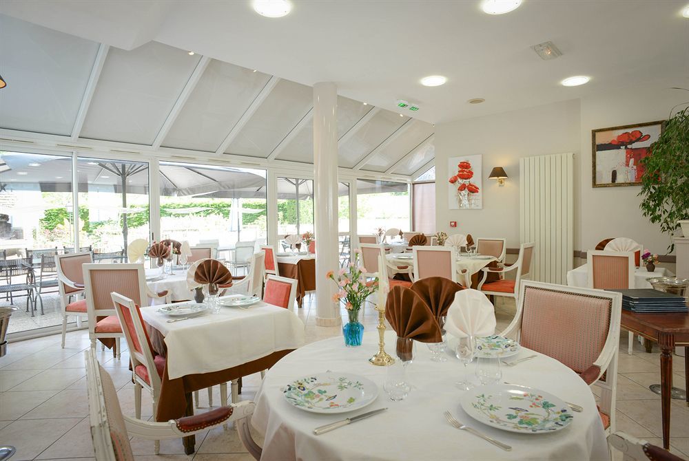 Brit Hotel Le Cygne Сен-Ілер-дю-Аркуе Екстер'єр фото